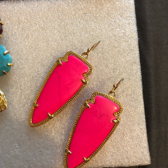Kendra Scott UFT - Picture 2 of 5